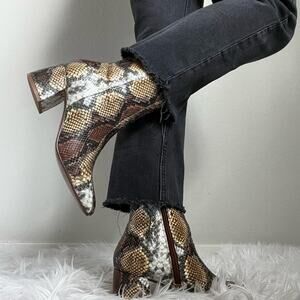 Chinese Laundry Davinna Snakeskin Booties Size 8